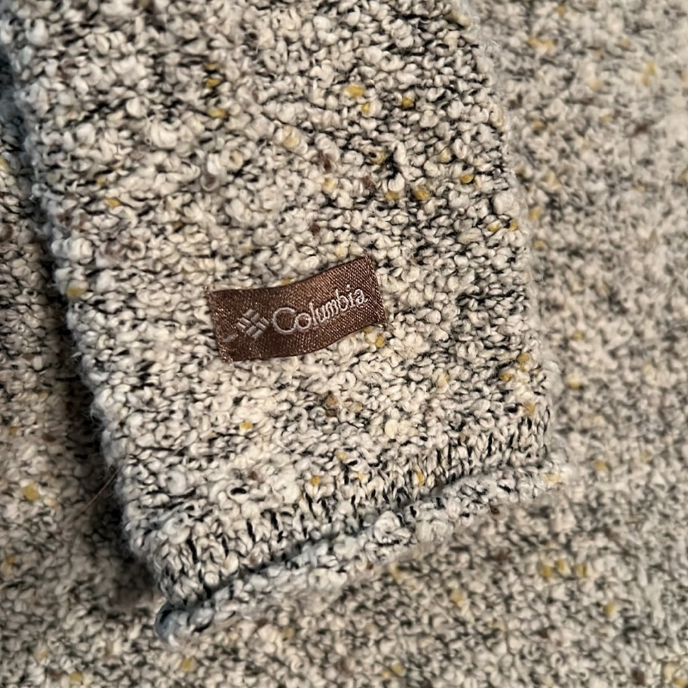 COLUMBIA Pullover Sweater - Picture 6 of 8